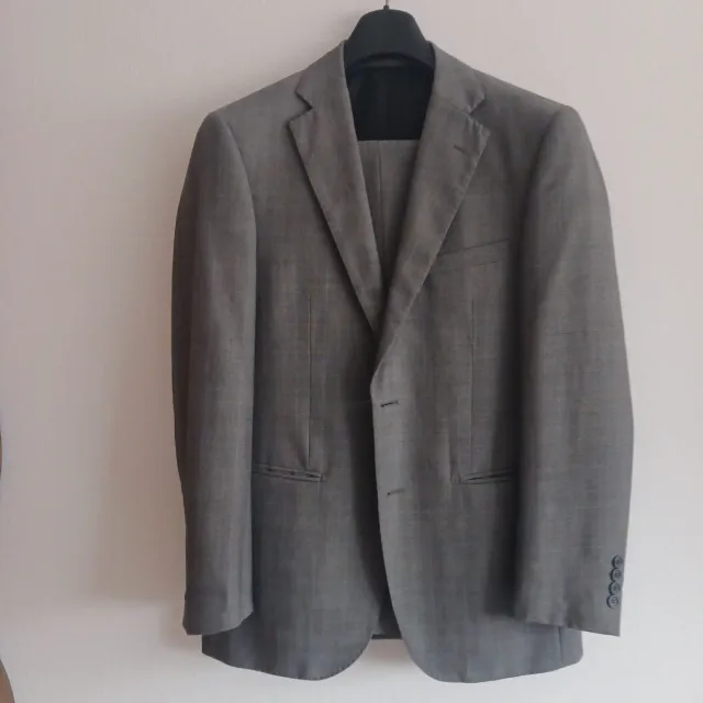 Conjunto traje gris hombre