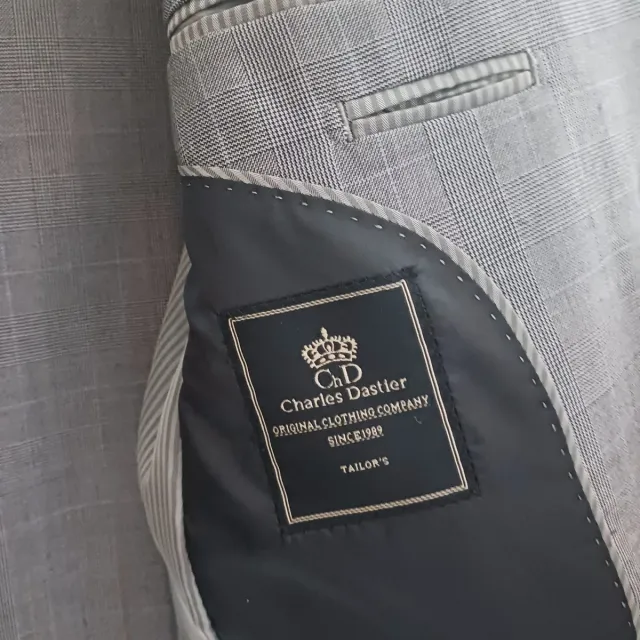 Conjunto traje gris hombre