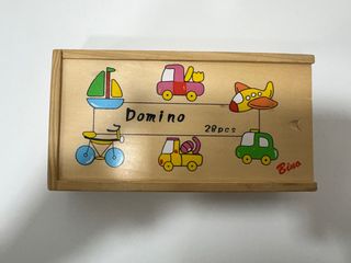 Dominó infantil de madera con vehículos