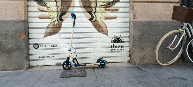 Patinete Eléctrico Infantil Ajustable