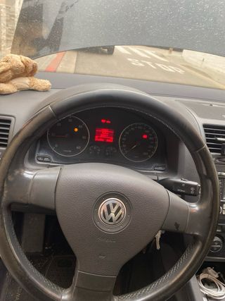 Volkswagen Golf 2004