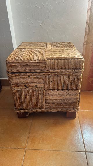 Conjunto muebles teka y sillas abacca