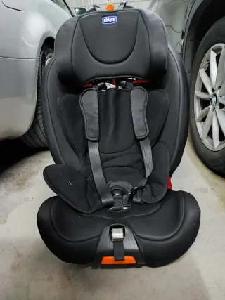 Silla de coche Chicco sin Isofix
