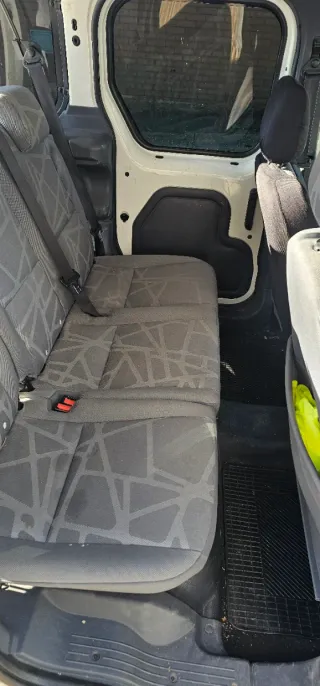 Ford Tourneo Connect 2013