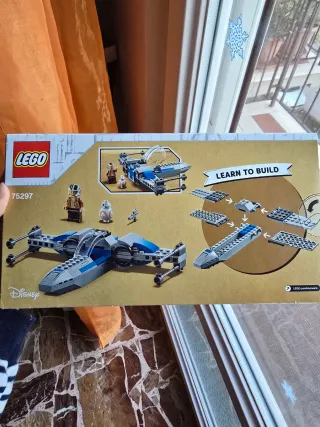LEGO Star Wars 75297 Resistance X-Wing