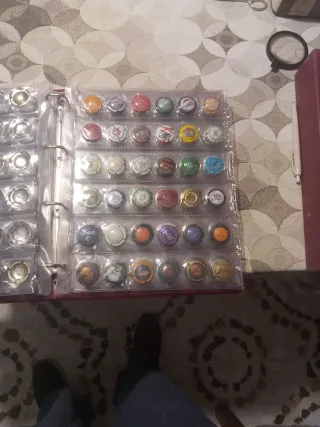 Álbum de chapas de coleccionismo