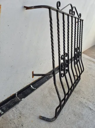 Reja de hierro forjado