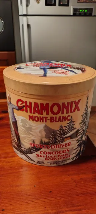 Latta vintage sciatori Chamonix.