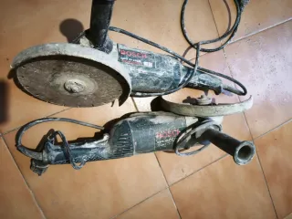 Radial Bosch GWS 20-230/GWS 22-180 averiadas.