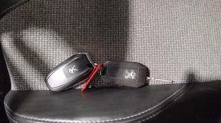 Peugeot 3008 PureTech 130 S&S Allure 96 kW (130 CV)