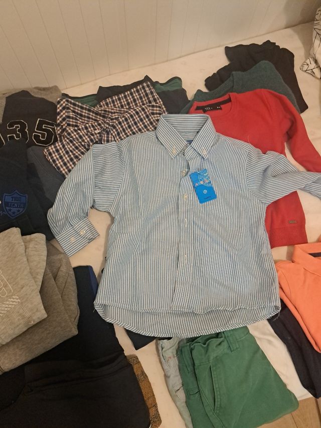 Lote Ropa Niño Talla 4 ideal para para invierno