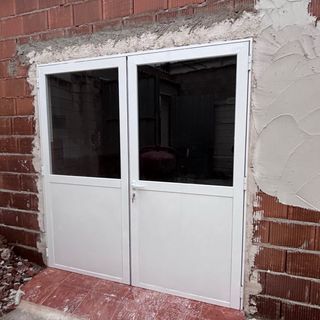 Puertas PVC y Aluminio