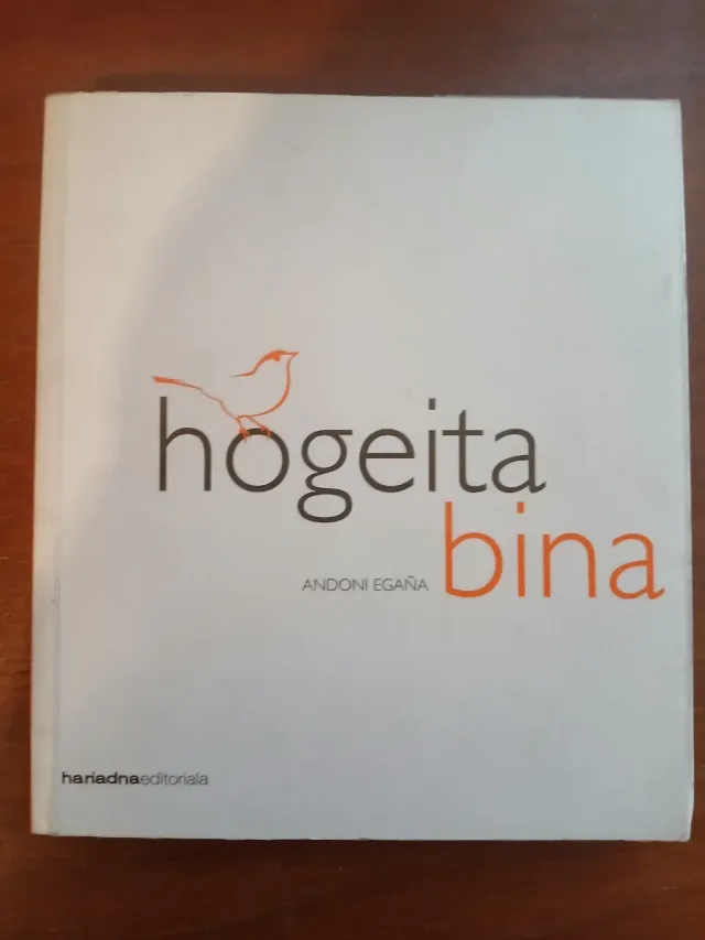 Hogeita bina