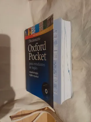 Diccionario Oxford Pocket para estudiantes de i...