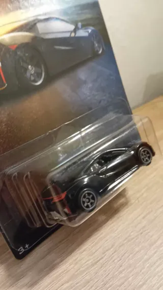 Hot Wheels Silver Series '17 Acura NSX Hybrid SPD