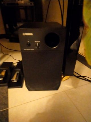 Yamaha Genos - Como Nuevo