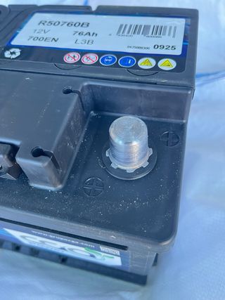 Batería Coche 12V 76Ah 700A