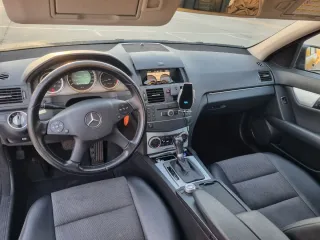 Mercedes-Benz Clase C 2010