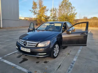 Mercedes-Benz Clase C 2010