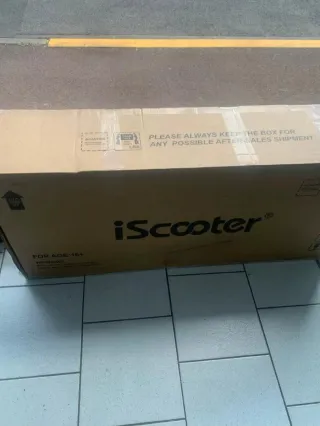 Se vende patin SCOOTER nuevo a estrenar!