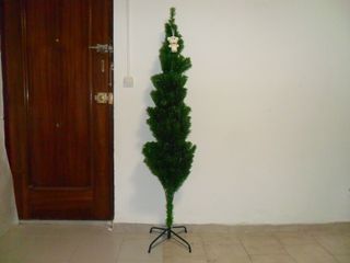 ARBOL DE NAVIDAD ARTIFICIAL DE 180 CM POR 12 €