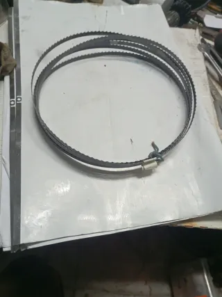 Ud.Sierra de cinta 2240x10 p-8