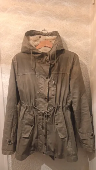 Parka NEKANE, verde militar mujer
