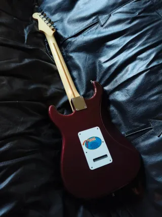 Fender mim mexico Stratocaster Midnight Wine