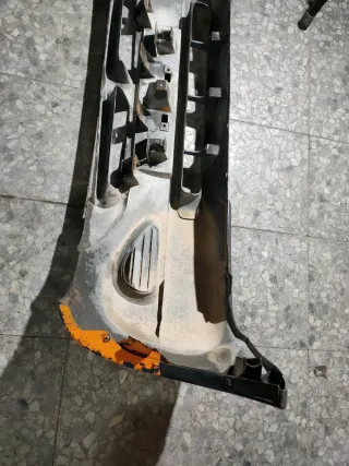 PARAGOLPES DELANTERO NISSAN TERRANO II