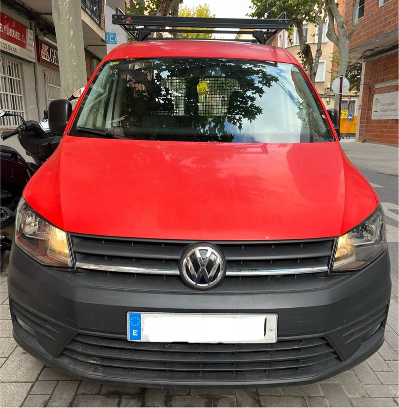 Volkswagen Caddy 1.6TDI 75cv - foto 1