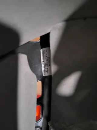 Casco de Hockey Mission Negro Medidas 54 a 57 cm