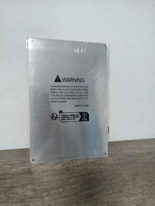 Cartel Corto Maltes Metálico 20x30cm