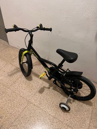 Bici infantil Btwin negra y amarilla