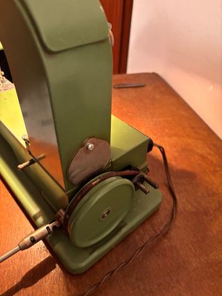 Máquina de coser Elna verde