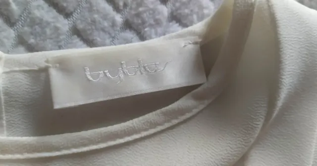 Camicetta Byblos bianca con fiocco