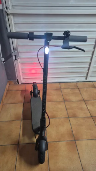 Xiaomi Mi Electric Scooter 4
