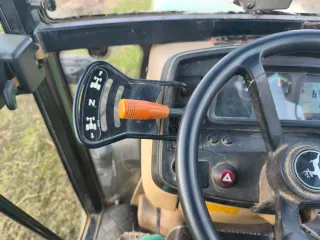 Tractor John Deere 5615 F