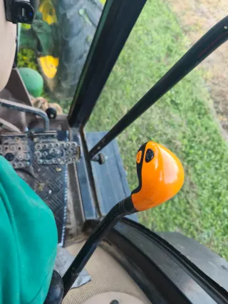 Tractor John Deere 5615 F