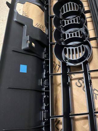 Rejilla Delantera Audi A3 / Sedán y  A4