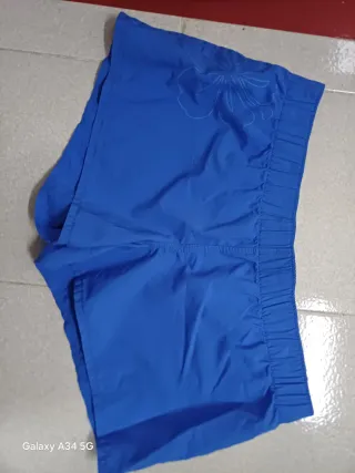Pantaloncini donna blu taglia L