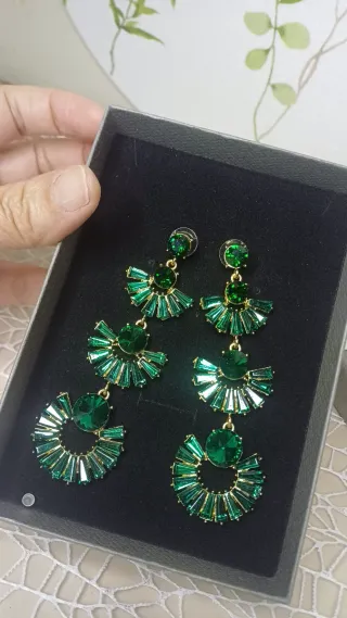 Pendientes Cristales Esmeralda Dorados