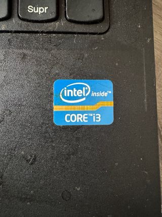 Portátil Lenovo i3 para piezas o reparar