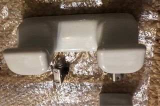 Juego accesorios baño cerámica y metal