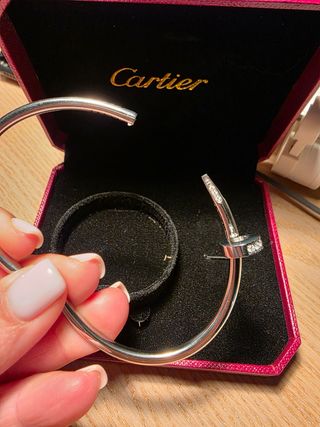 Pulsera Cartier piedras Oro Blanco.