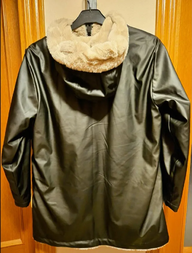 Abrigo impermeable niña Zara