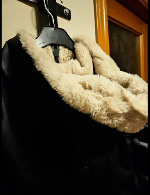 Abrigo impermeable niña Zara