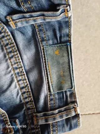 Jeans uomo strappati taglia S