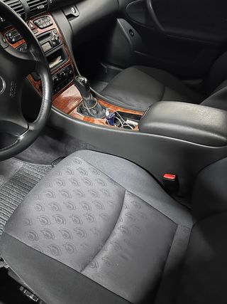 Mercedes-Benz Clase C 2003