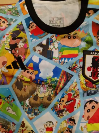 Camiseta Japón Adidas Talla S Shin Chan
