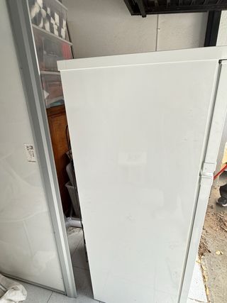 Nevera blanca casi nueva